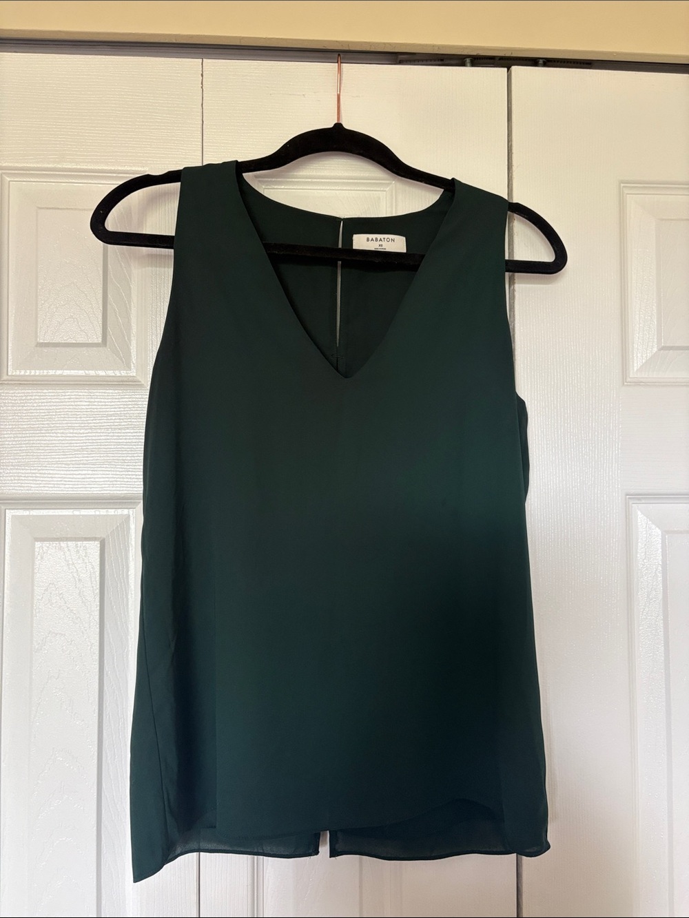 Artizia Babaton Murphy Forest Green V-Neck Sleeveless Camisole